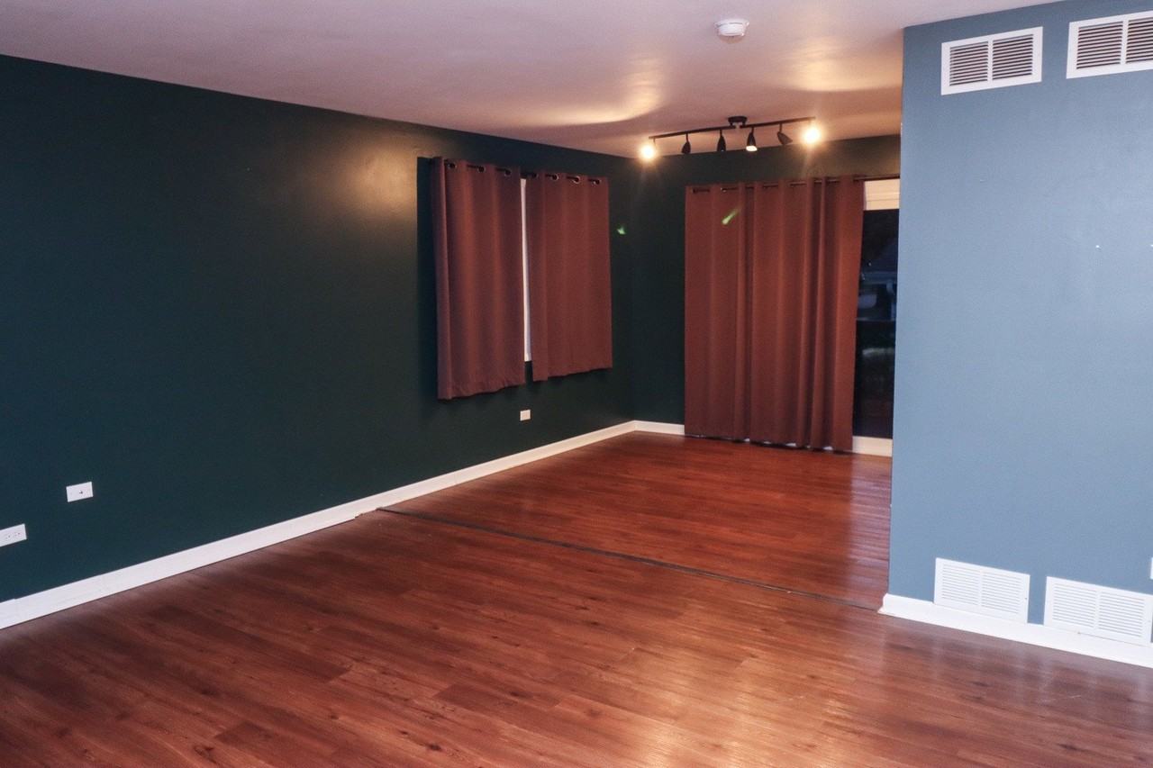 500 N Westwood Ave - Photo 6 of 34