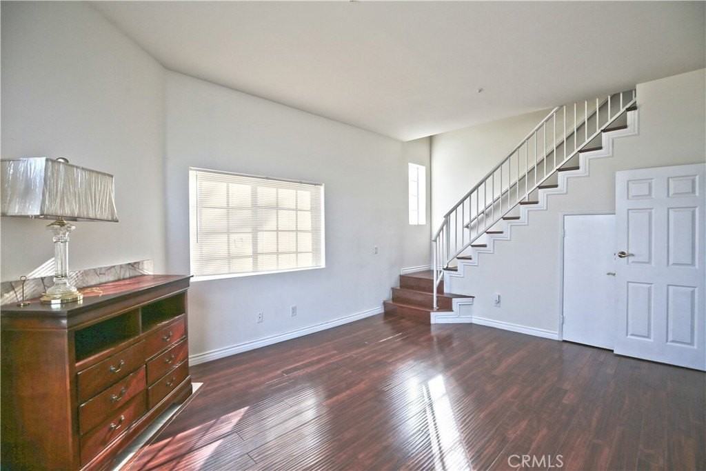 3901 Velma Ave - Photo 6 of 17