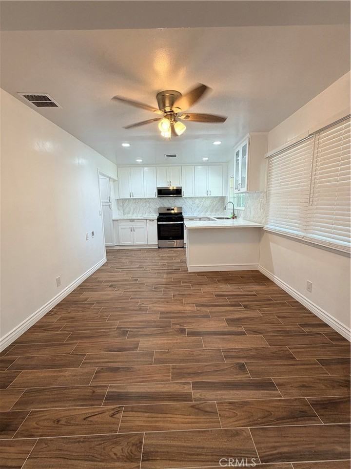 13115 Judith St - Photo 4 of 18