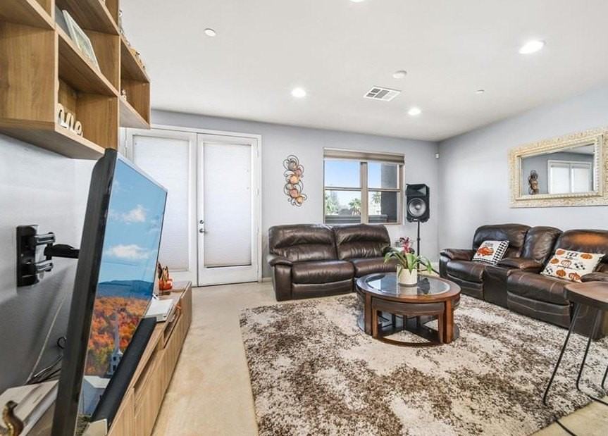 801 S Anaheim Blvd #106 - Photo 5 of 17