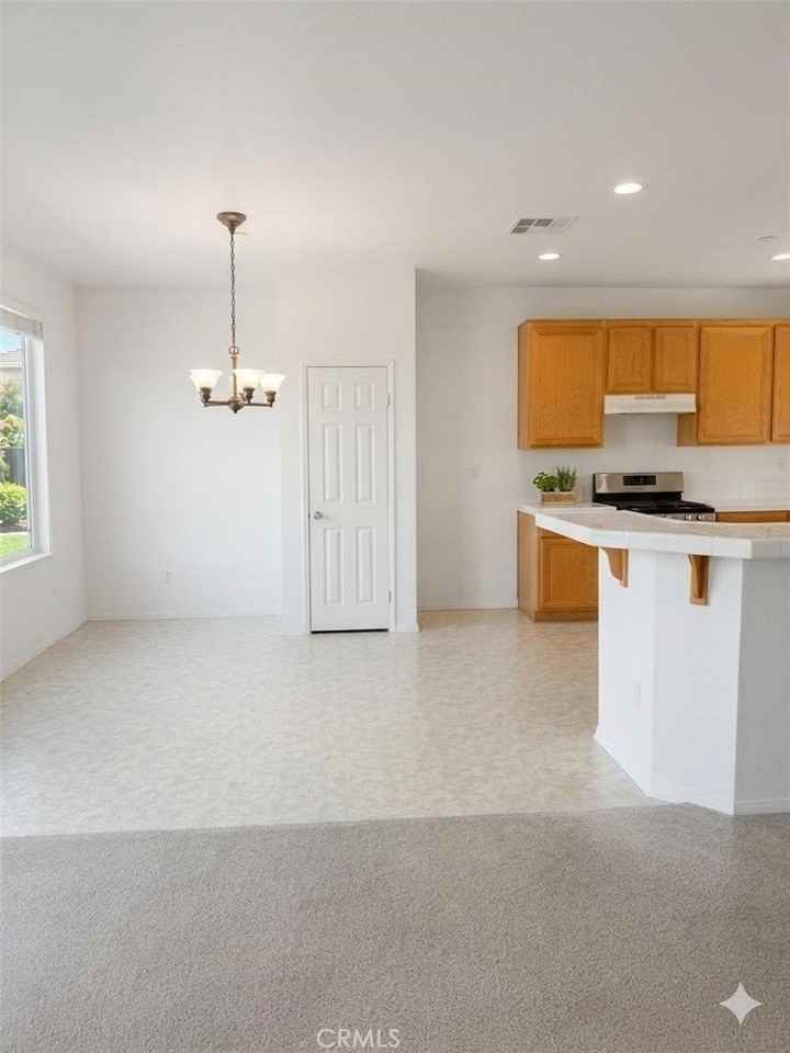 6257 Long Cove Dr - Photo 2 of 17