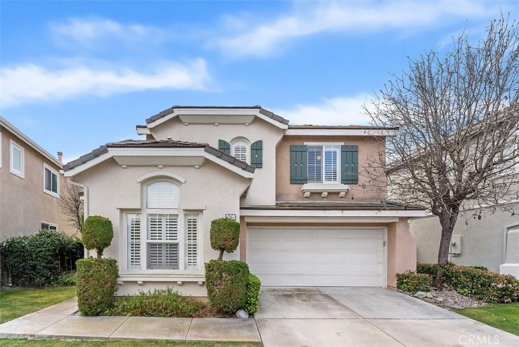 26 Richemont Way - Photo 2 of 33