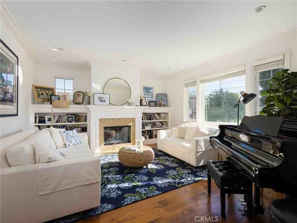 1201 E Pine Ave - Photo 6 of 50