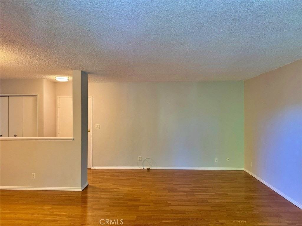 5625 Sumner Way #212 - Photo 6 of 40