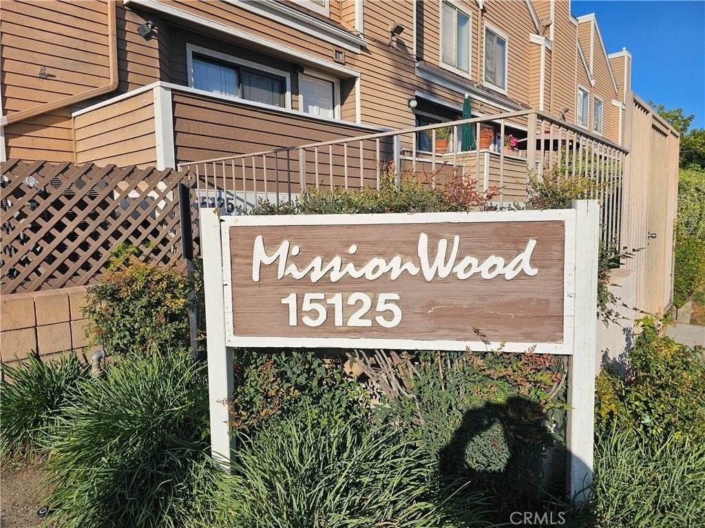 15125 Nordhoff St - Photo 2 of 28