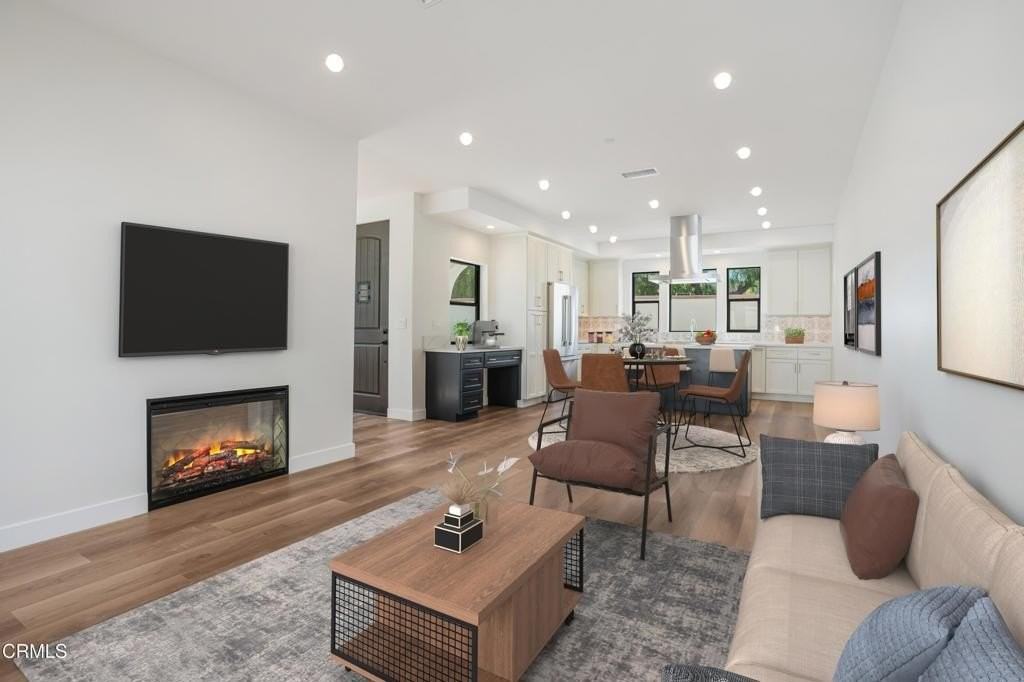 136 N Oakview Dr #102 - Photo 4 of 41