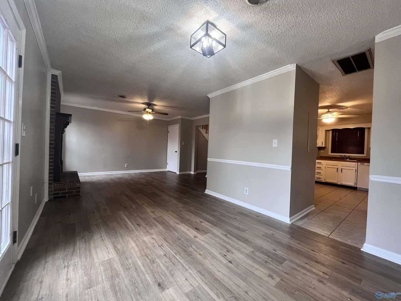 9904 Cascade Cir Se - Photo 3 of 9