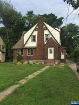 346 N Van Dien Ave - Photo 1 of 1