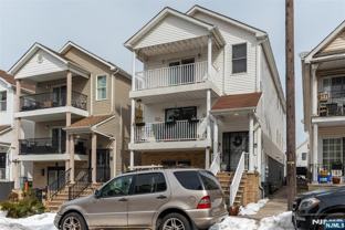 260 Custer Ave - Photo 1 of 1