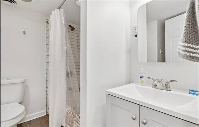 1733 Robert St #A - Photo 3 of 11