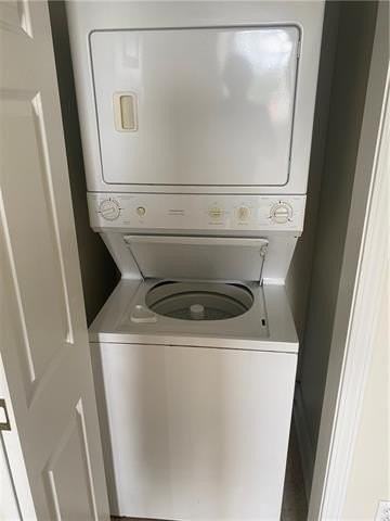 1821 Magazine St #B - Photo 3 of 8