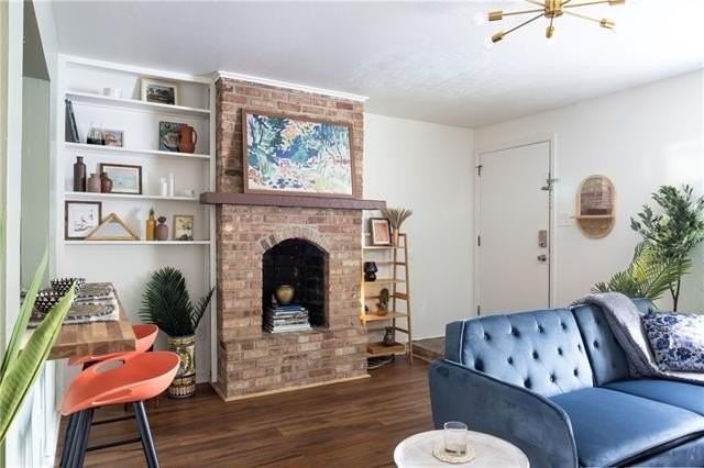 1713 Burgundy St #102 - Photo 2 of 14