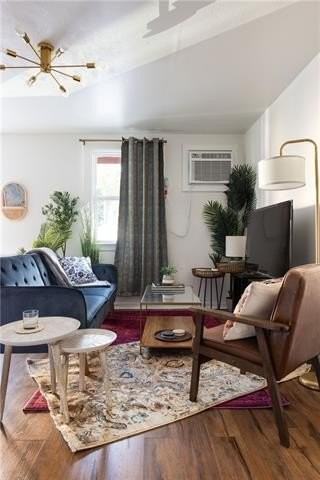 1713 Burgundy St #102 - Photo 6 of 14