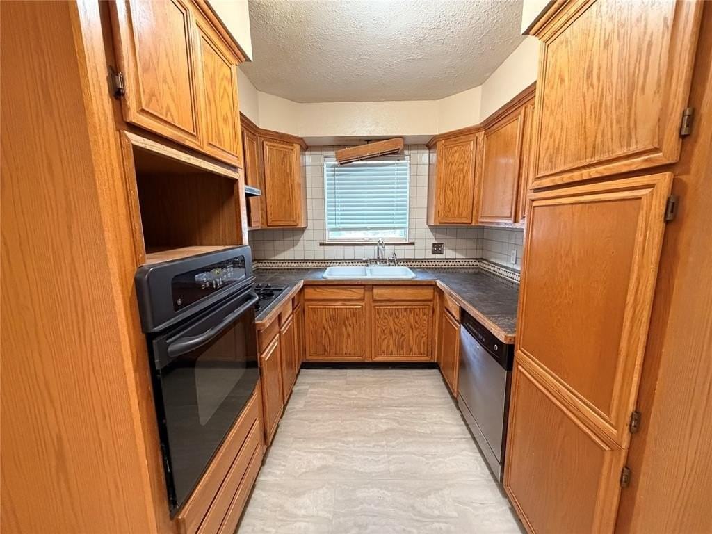 1416 Norwood Dr - Photo 5 of 18