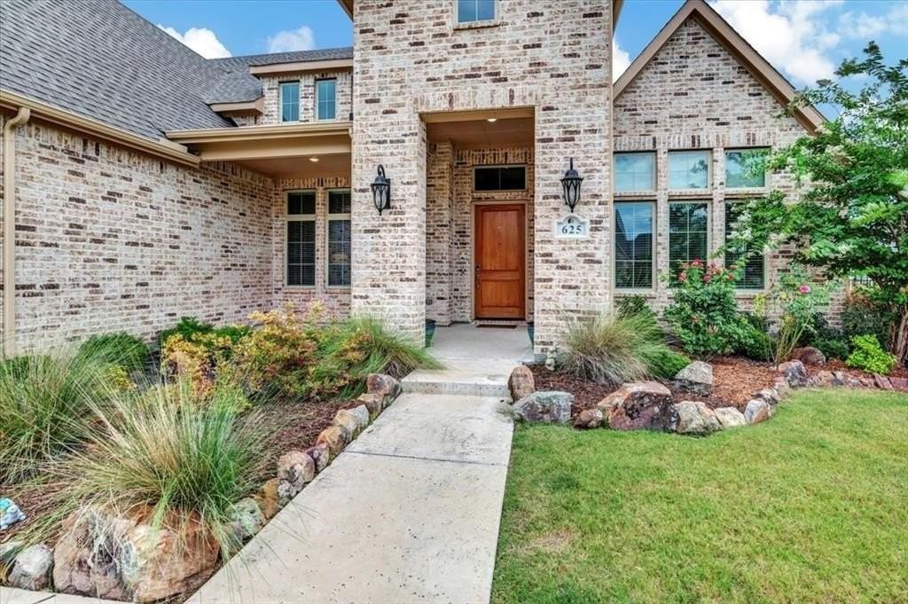 625 Lakeshore Blvd - Photo 5 of 35