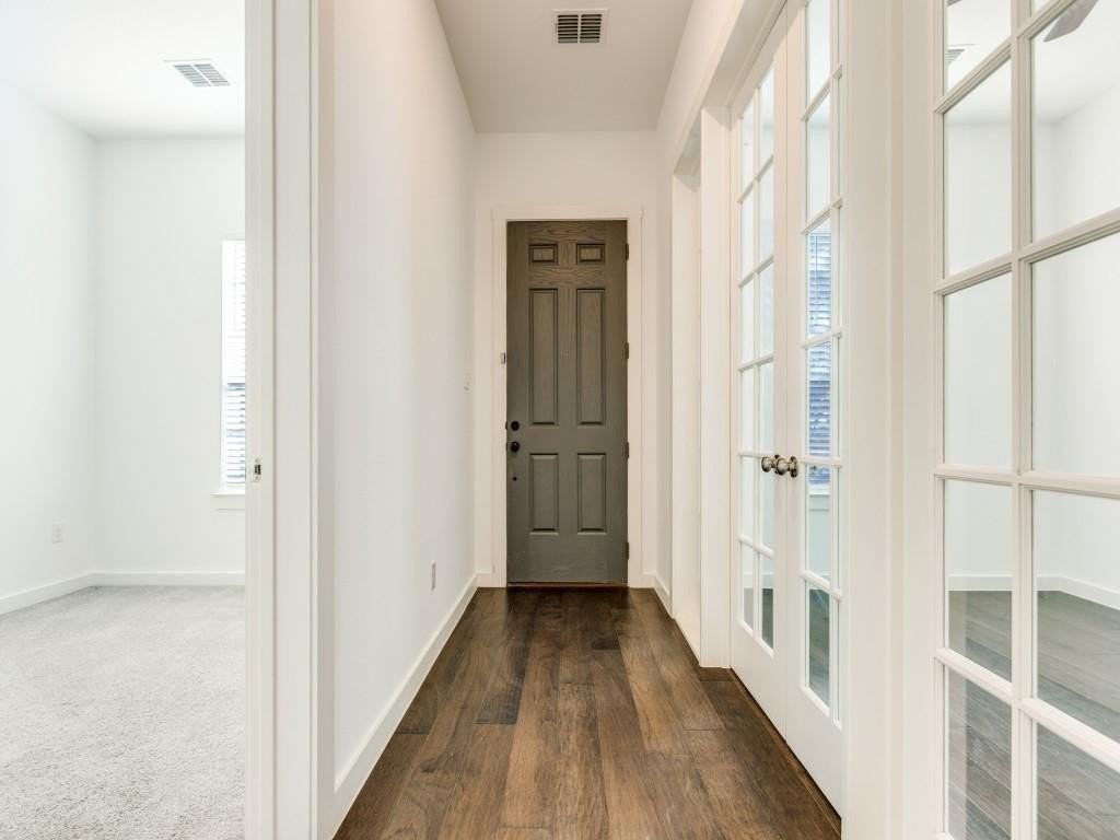 7443 Tiffany Dr - Photo 6 of 34