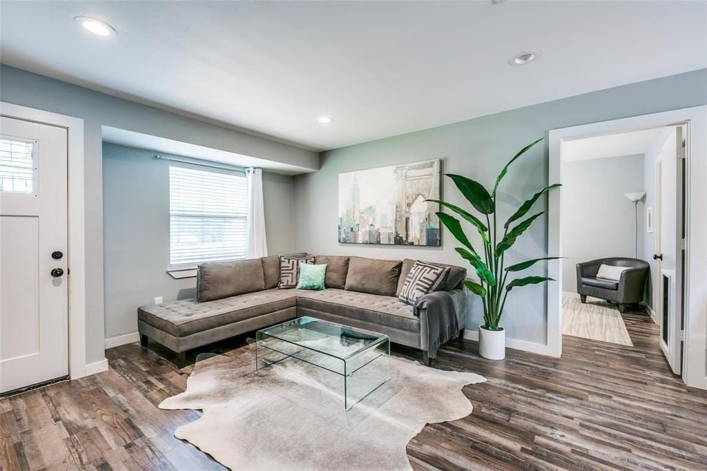 2519 Province Ln - Photo 3 of 30