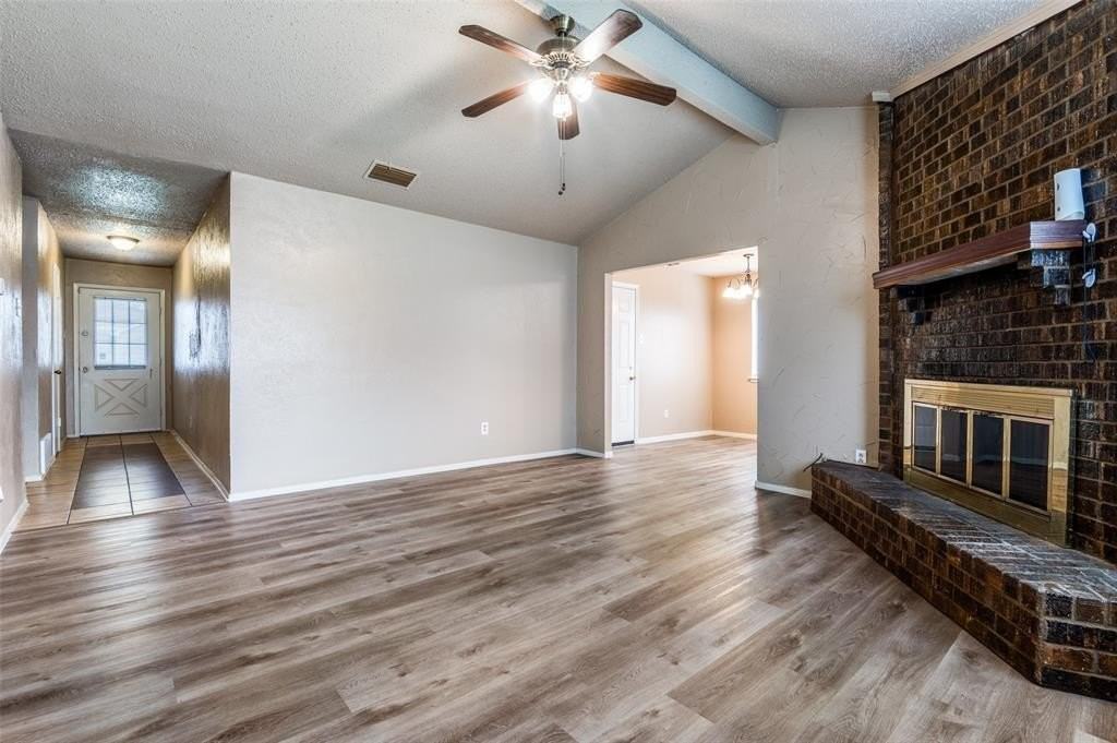 2922 E Pepperidge Dr - Photo 2 of 12