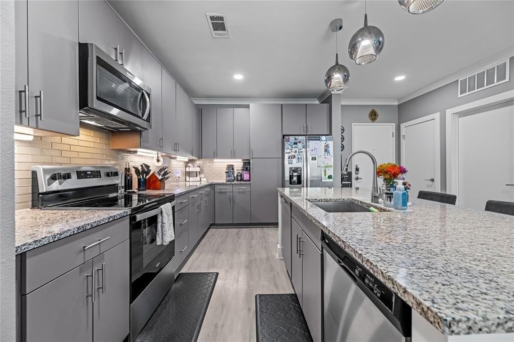 3517 Windhaven Pkwy #2305 - Photo 6 of 29