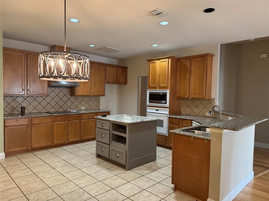 4442 Sharpsburg Dr - Photo 4 of 34