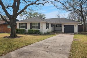 featured image of 11631 Saxon St