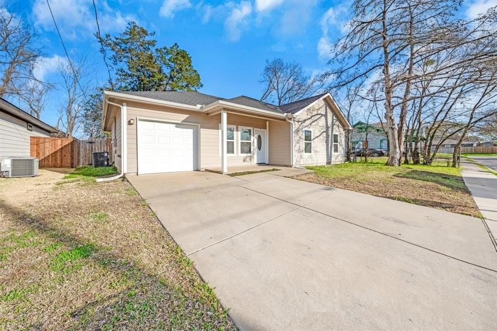 1905 King St - Photo 4 of 25