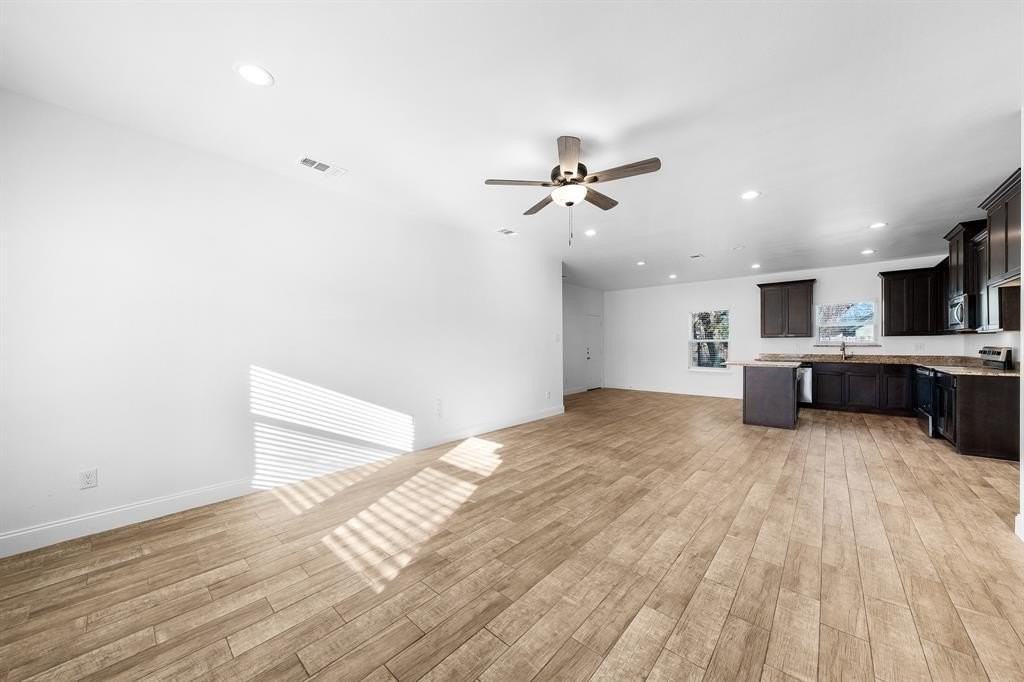 1905 King St - Photo 5 of 25