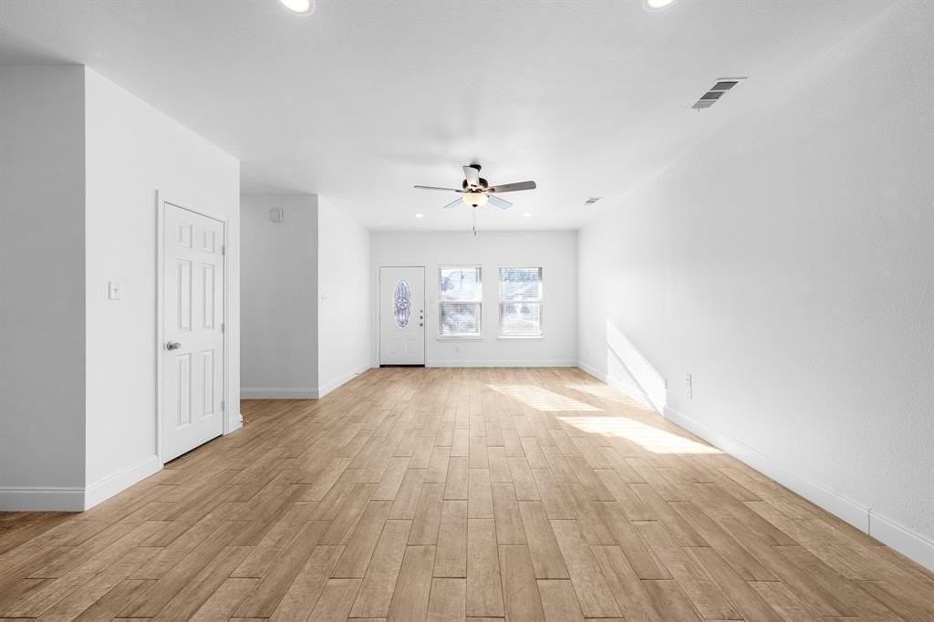 1905 King St - Photo 6 of 25