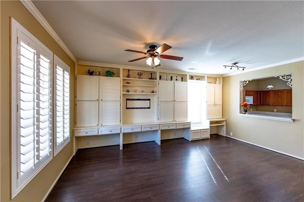 2620 Van Buren Dr - Photo 4 of 17