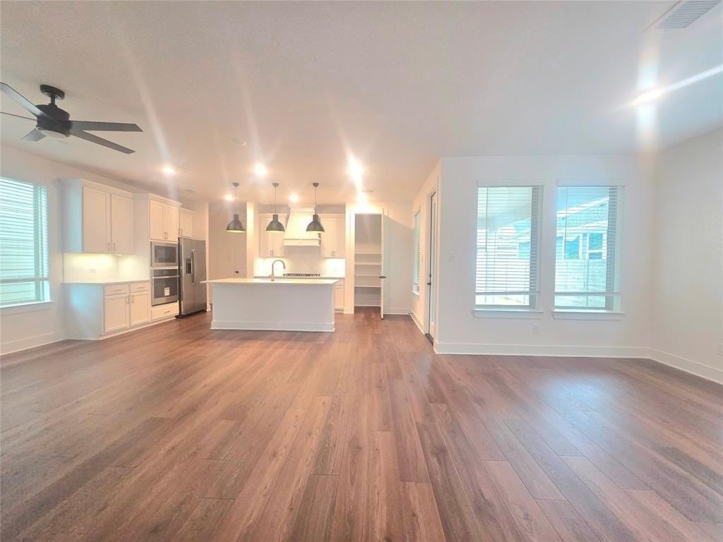 3132 Lenten Rose Ln - Photo 4 of 23