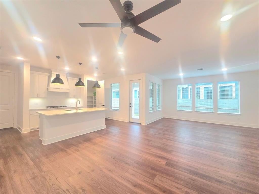 3132 Lenten Rose Ln - Photo 5 of 23