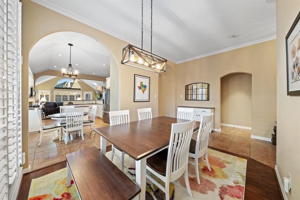 14881 Holly Leaf Dr - Photo 7 of 32