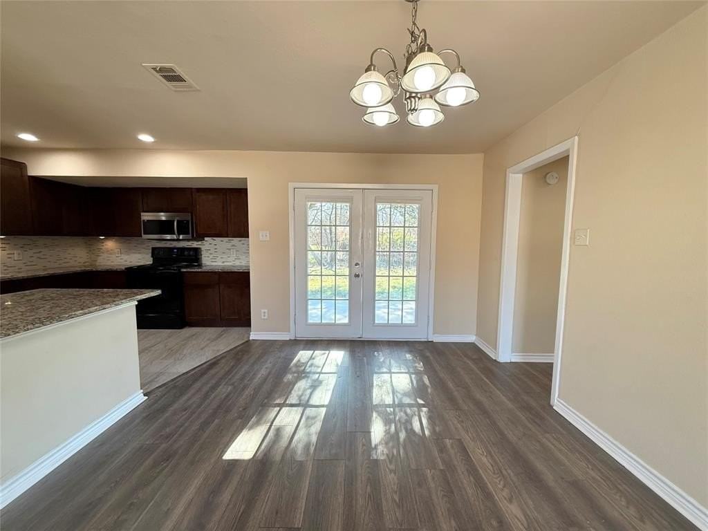 2540 W Rochelle Rd - Photo 5 of 20