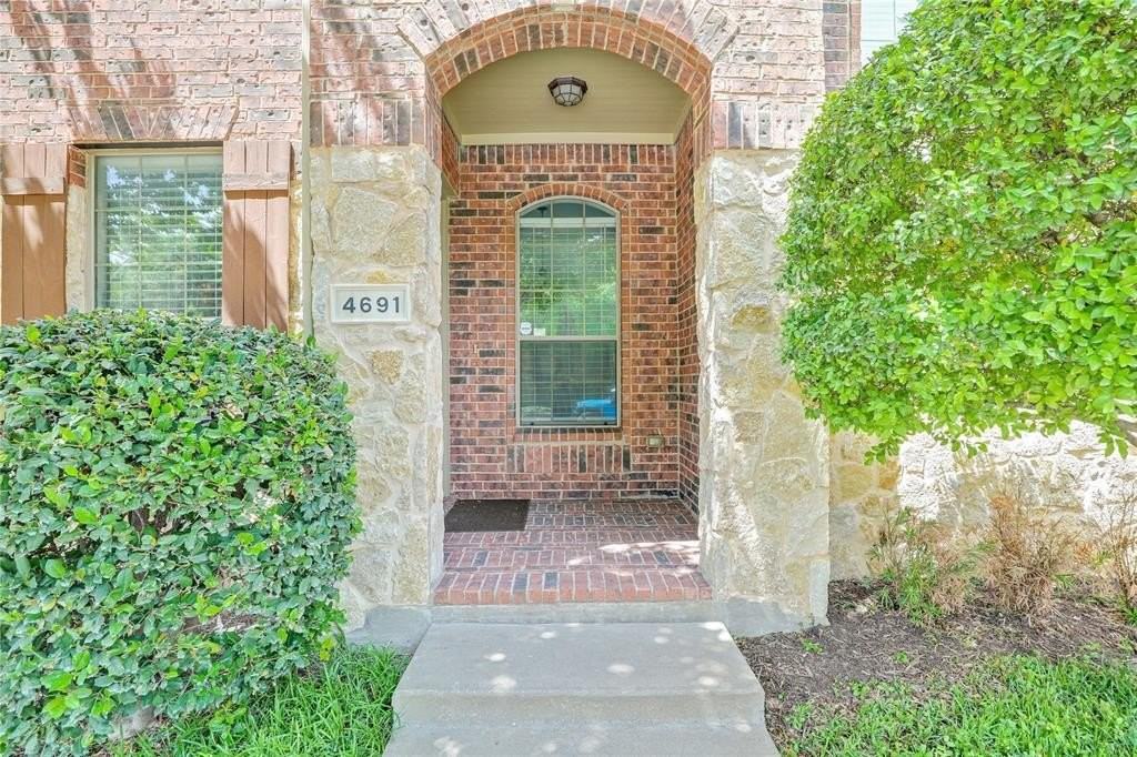 4691 Edith St - Photo 4 of 30