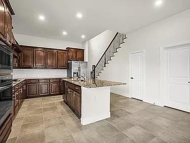 10929 Calvert Pl - Photo 6 of 15