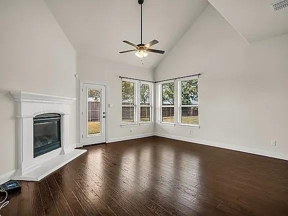 10929 Calvert Pl - Photo 7 of 15