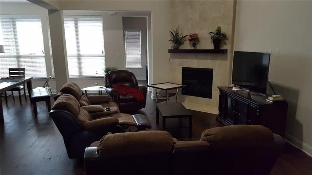 7220 Ridgepoint Dr - Photo 2 of 7