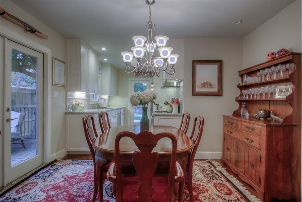 3311 Cockrell Ave - Photo 7 of 34