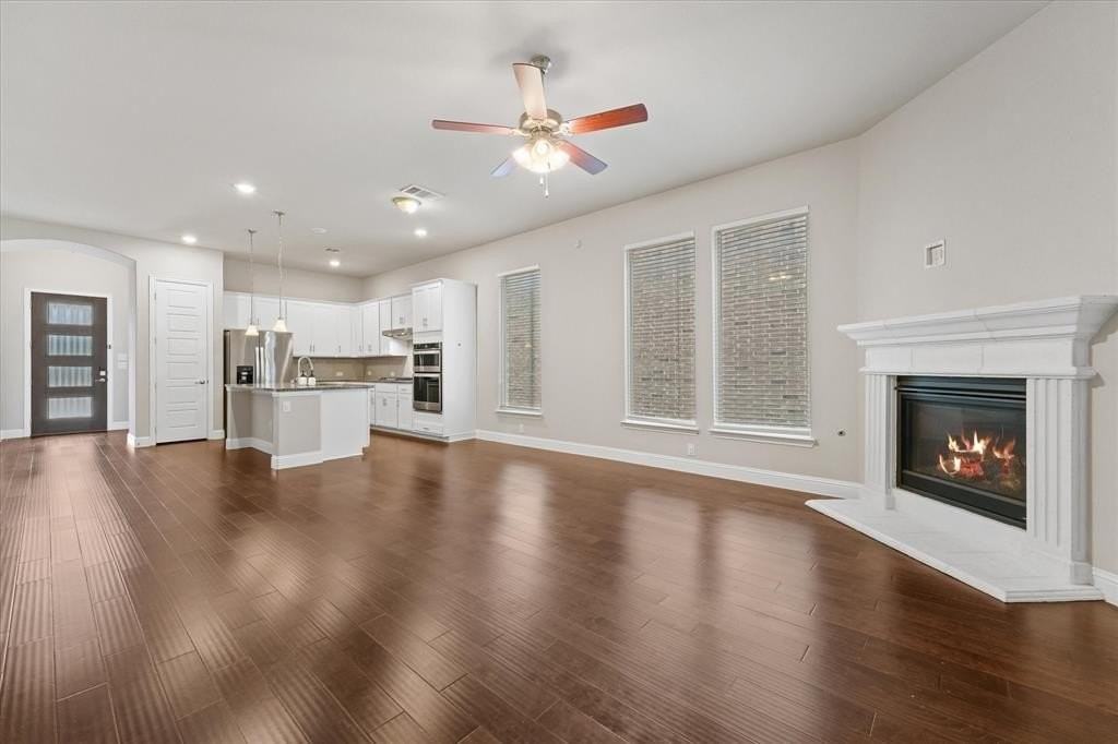 8015 Sunflower Ln - Photo 6 of 24