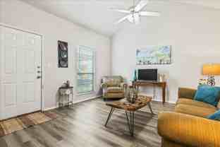 115 Collett Ct - Photo 1 of 1