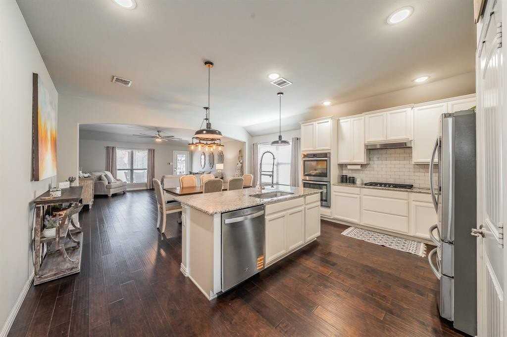 2013 Rosebury Ln - Photo 4 of 29