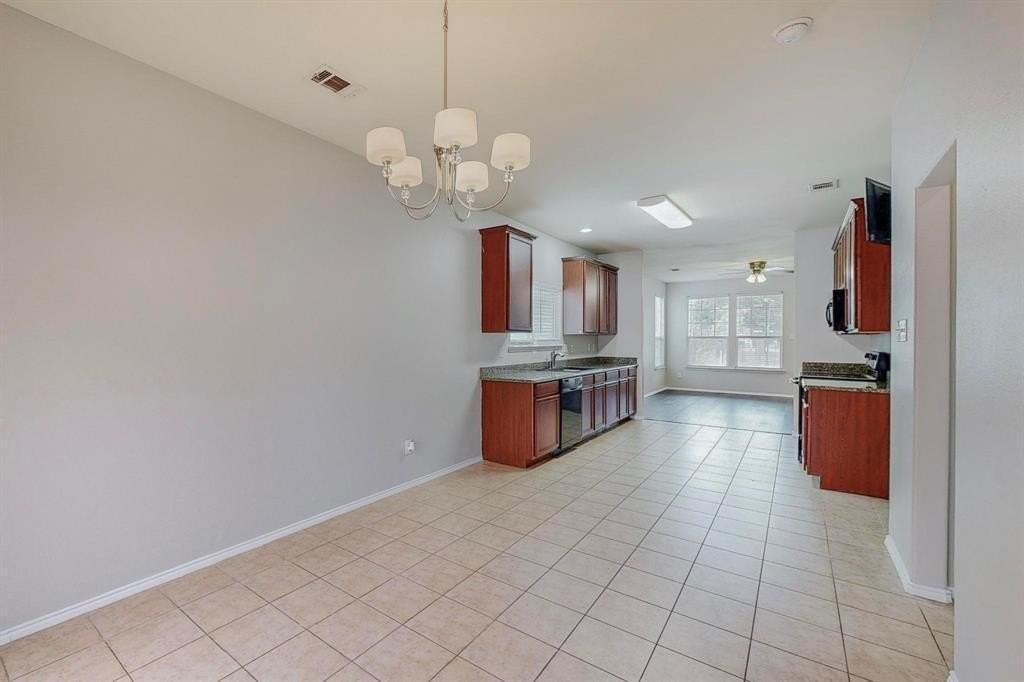 1901 Prospect Ln - Photo 6 of 18