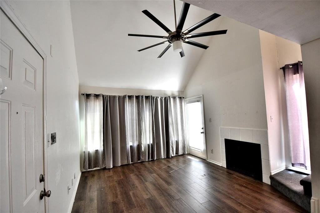 3121 Sondra Dr #204 - Photo 2 of 18