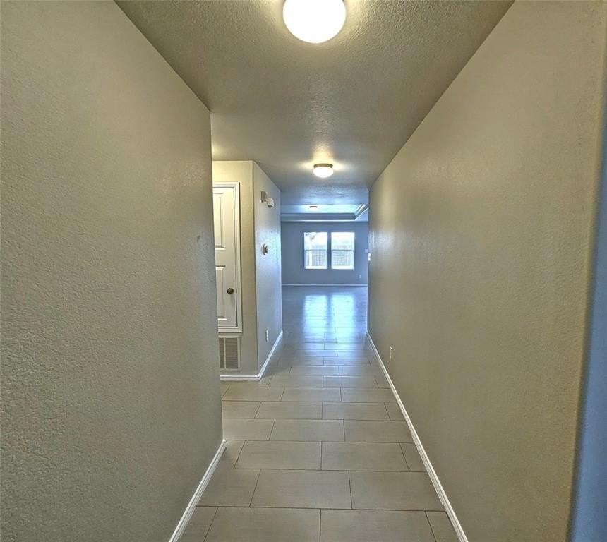 704 Rivers Creek Ln - Photo 2 of 22