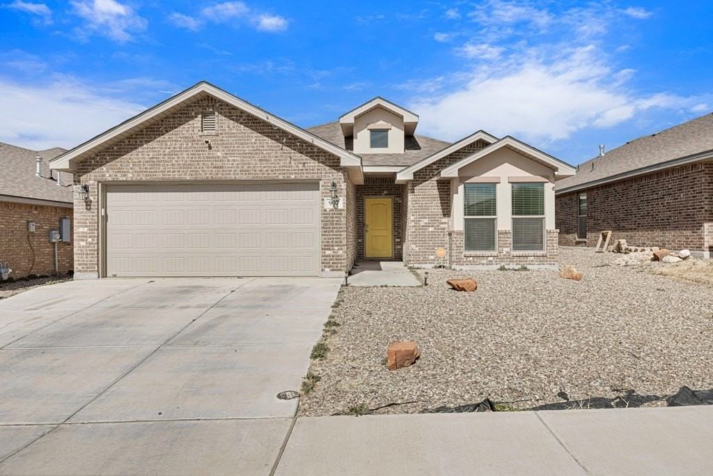 907 E 89th St - Photo 2 of 31