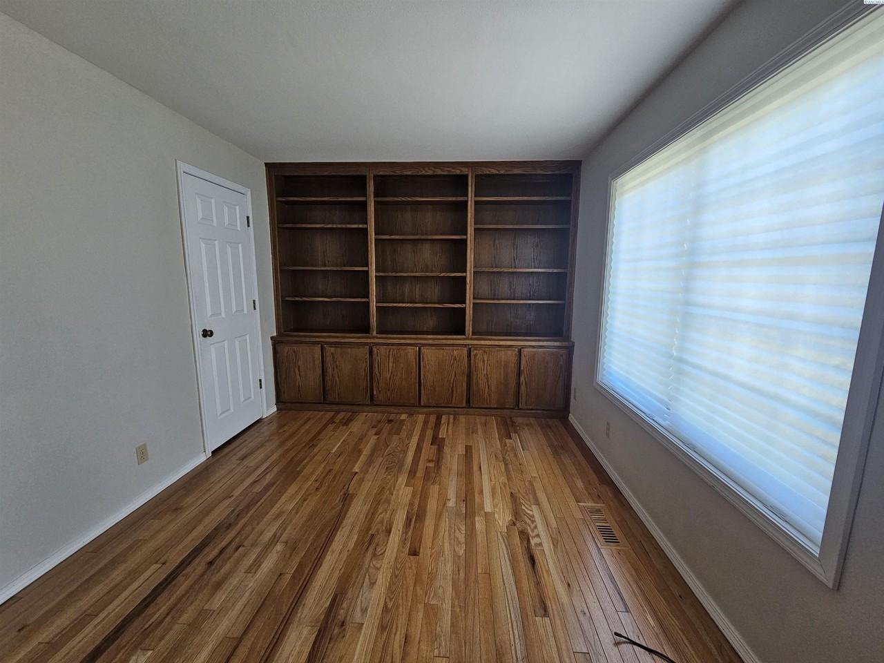 260 Adair Dr - Photo 6 of 29