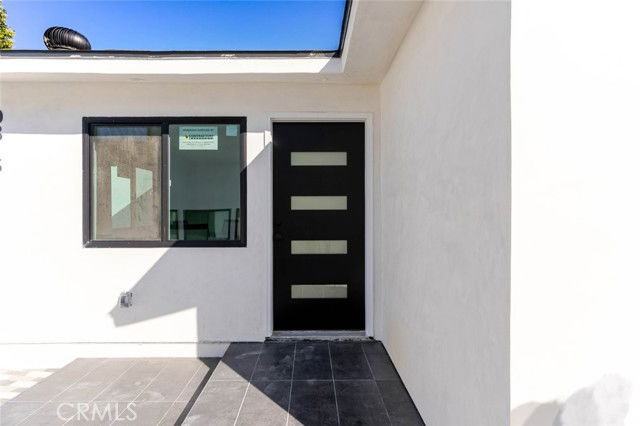 9813 Foothill Blvd - Photo 2 of 8