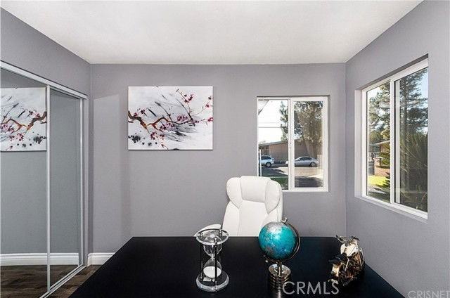 12940 Fenton Ave - Photo 6 of 8