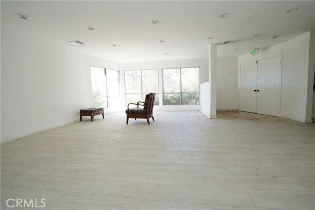 33716 Hubbard Rd - Photo 5 of 8