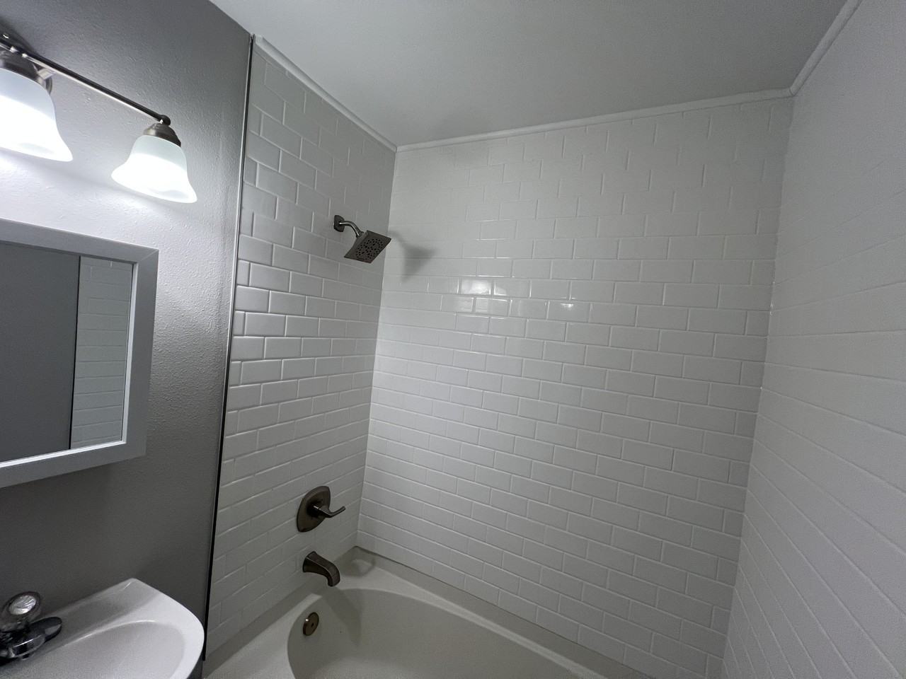 424 Lincoln St #424 - Photo 5 of 5